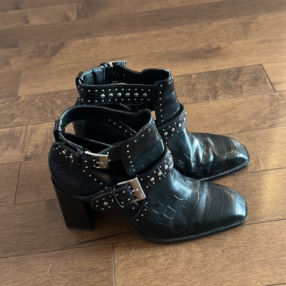 Zara Animal Print Studded Embossed Cut Out Booties Size 39 - Picture 4 of 7